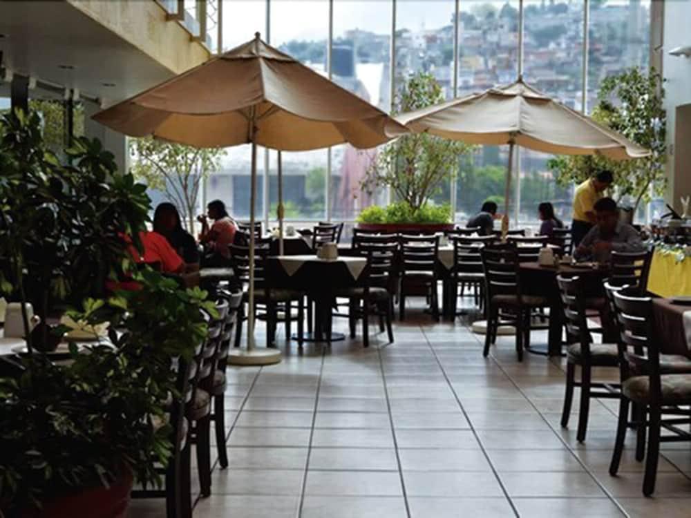 Hotel Mediterraneo Sa De Cv Tulancingo Exteriér fotografie