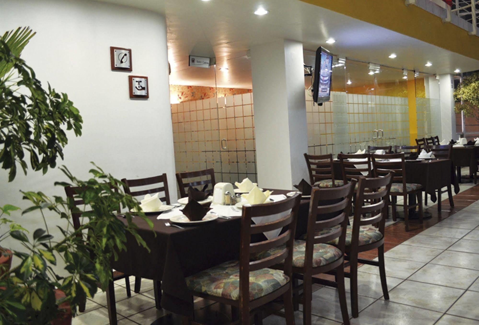 Hotel Mediterraneo Sa De Cv Tulancingo Exteriér fotografie